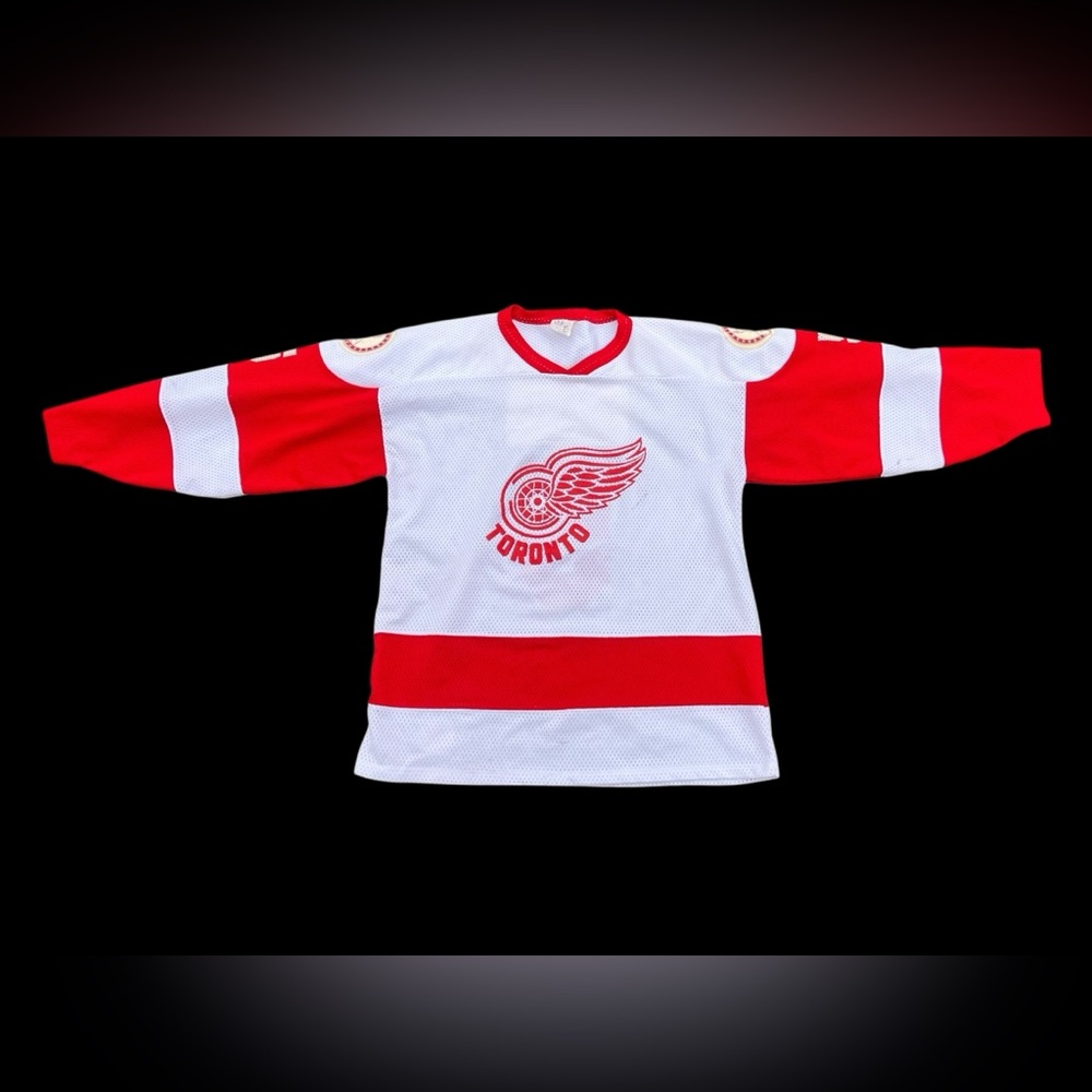 Retro Men’s XL Toronto Red Wings Hockey Jersey Don Cherry Sponsor